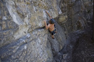 Sam Wall on Guidekiller 5.11d       